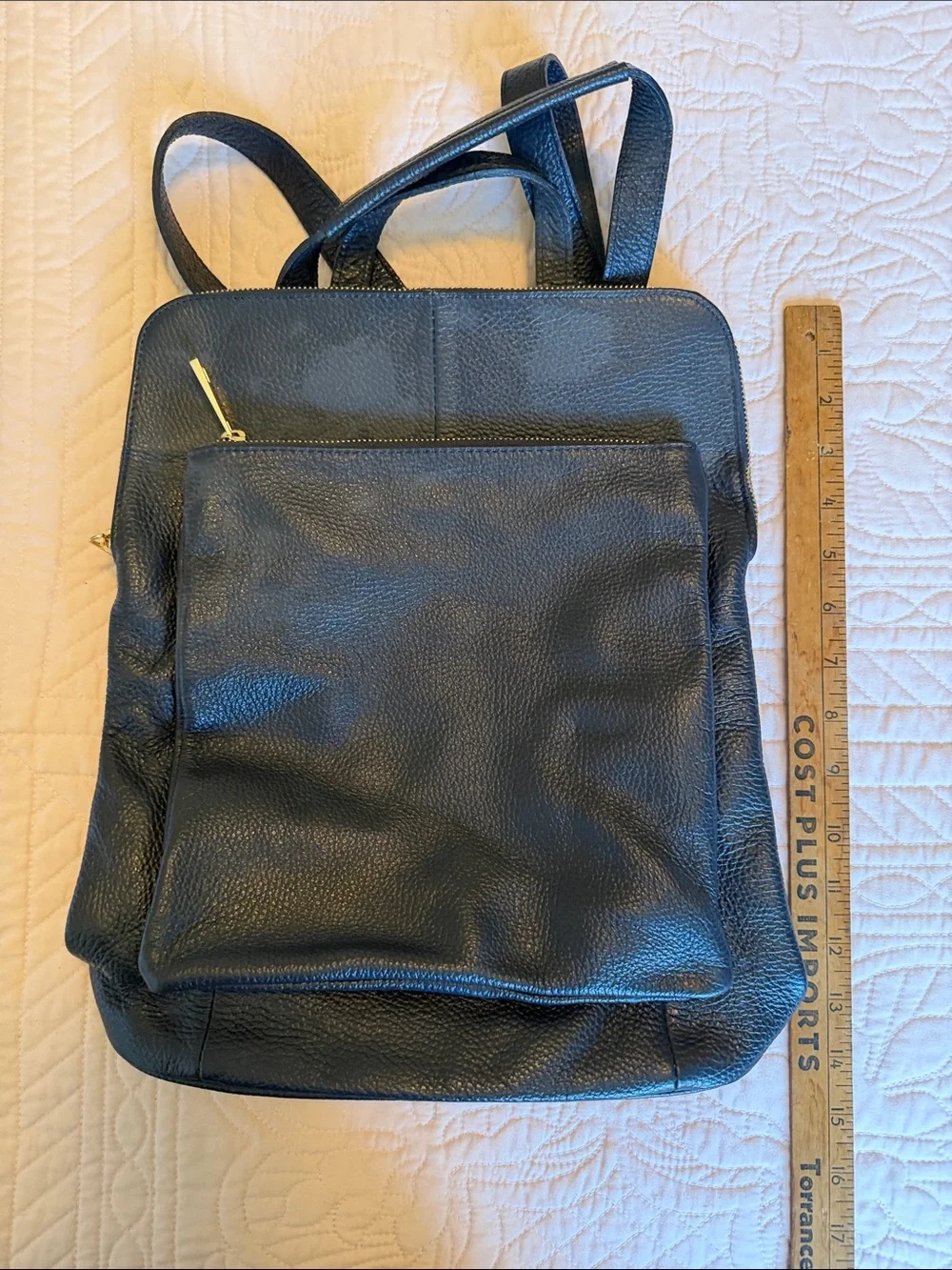 Women’s convertible leather Backpack - Minimal Carry